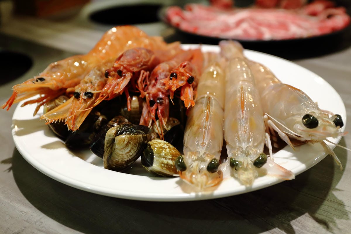 【食。台北】三冰九鍋～食尚玩家大胃王挑戰/台北松山火鍋推薦/比手臂還要粗的國王蝦(已歇業)