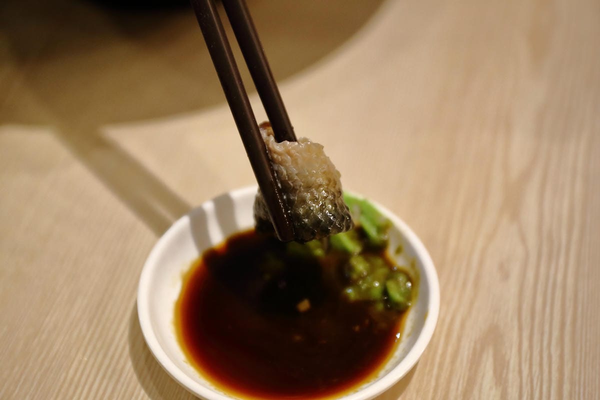 【食。永和】郭記粥無敵～9盎司巨無霸燒肉飯，肉食系大愛！超級無敵大碗海鮮麵，胃夠大你就來！