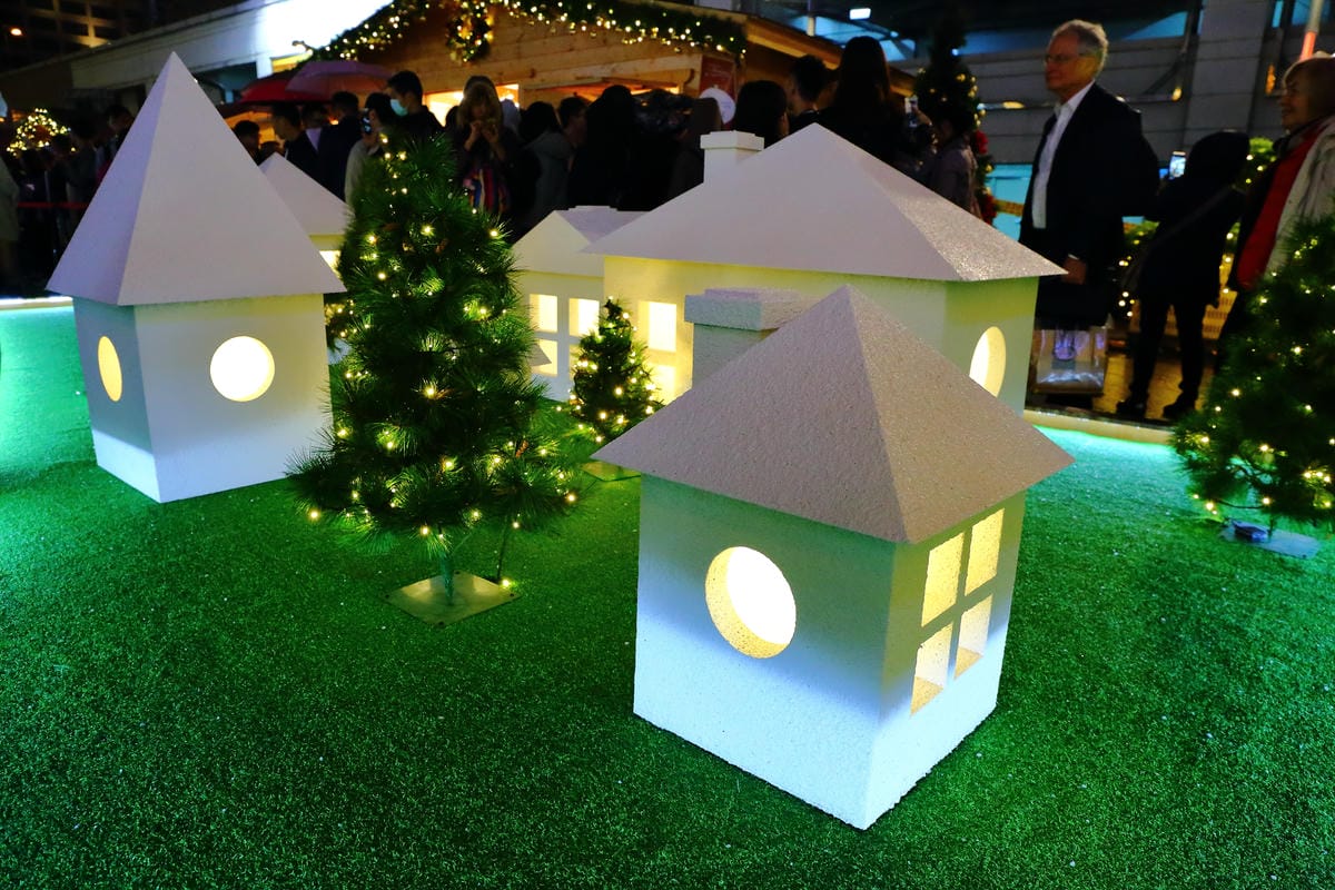 【遊。台北】2016台北。繽紛耶誕季～台北超夢幻浪漫聖誕樹大集合！法國道地耶誕市集原汁原味搬來台北101，今年的聖誕節很不一樣(文末抽獎)