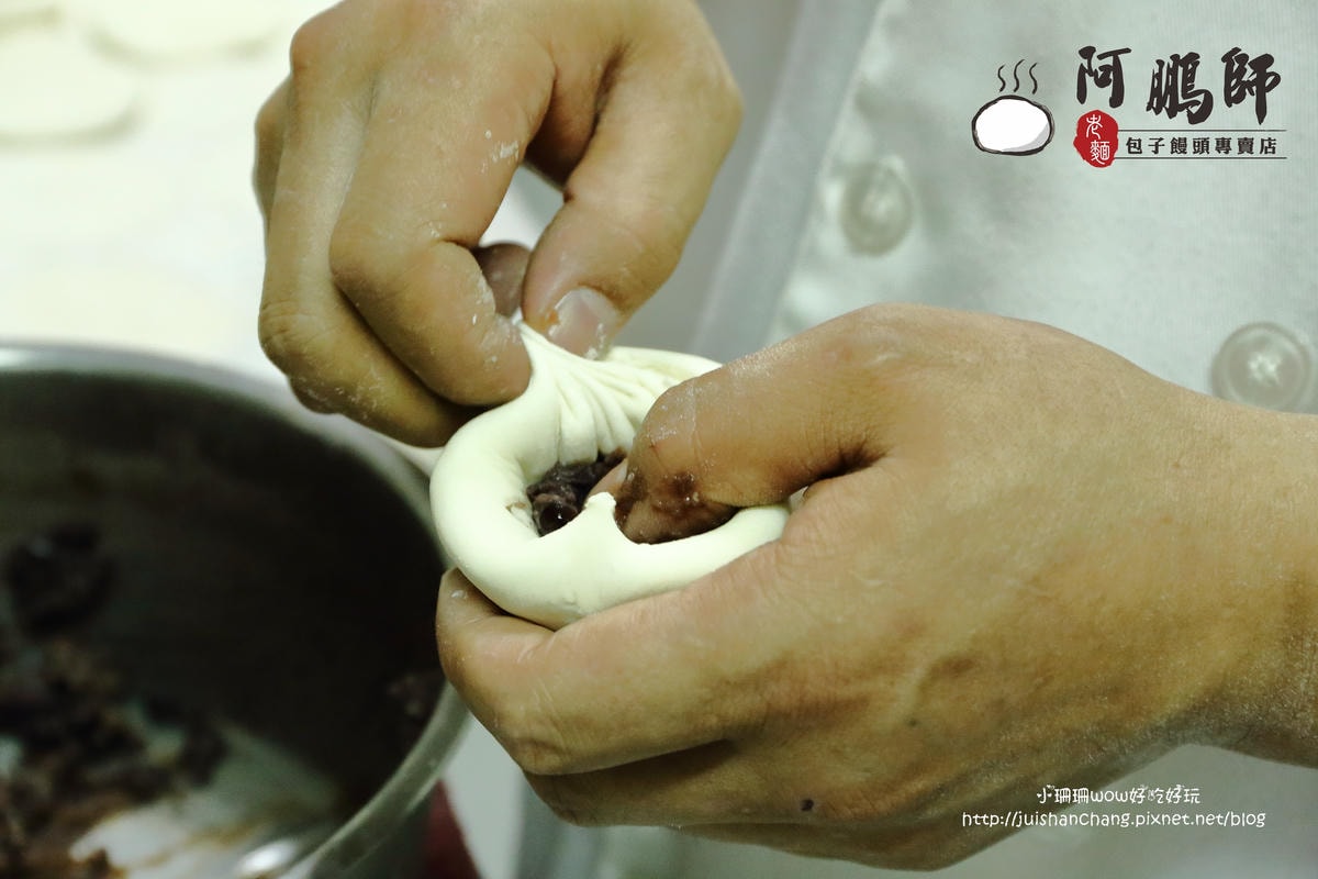 【食。永和】阿鵬師老麵包子饅頭專賣店扎實有勁的老麵包子饅頭,用料不簡單,用心真實在!