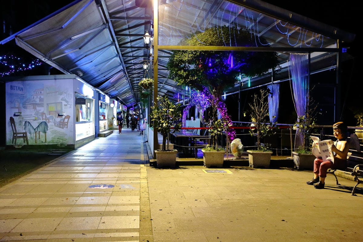 【遊。新店】碧潭水舞燈光秀～聖誕節去哪狂歡？不只新北耶誕城超漂亮，碧潭夜間燈光秀浪漫推薦！