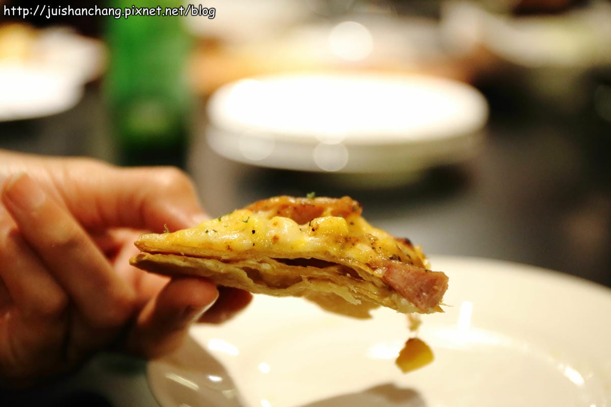 【食。三重】A-LI 阿理義式廚房～起司控的最愛！南韓人氣牽絲起司豬肋排，不用飛出國也能吃到！