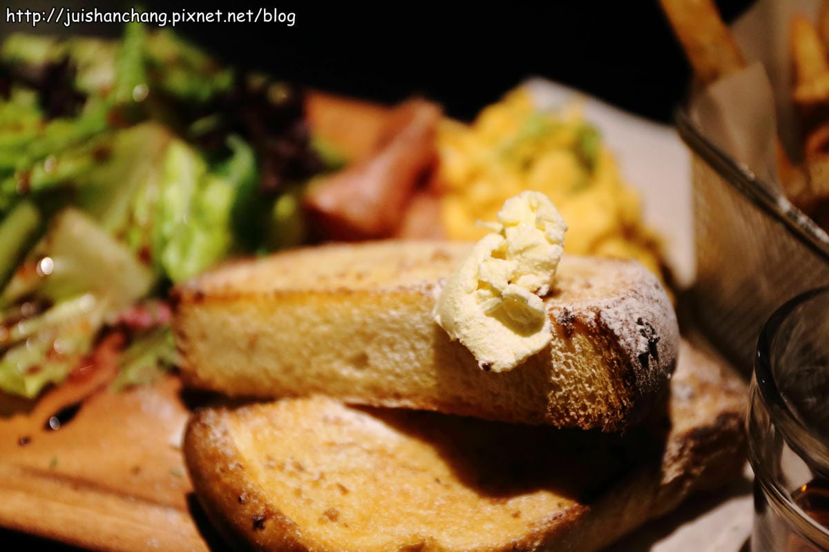 【食。三重】A-LI 阿理義式廚房～起司控的最愛！南韓人氣牽絲起司豬肋排，不用飛出國也能吃到！