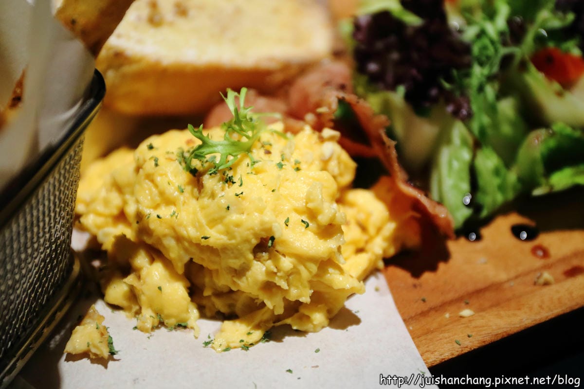 【食。三重】A-LI 阿理義式廚房～起司控的最愛！南韓人氣牽絲起司豬肋排，不用飛出國也能吃到！