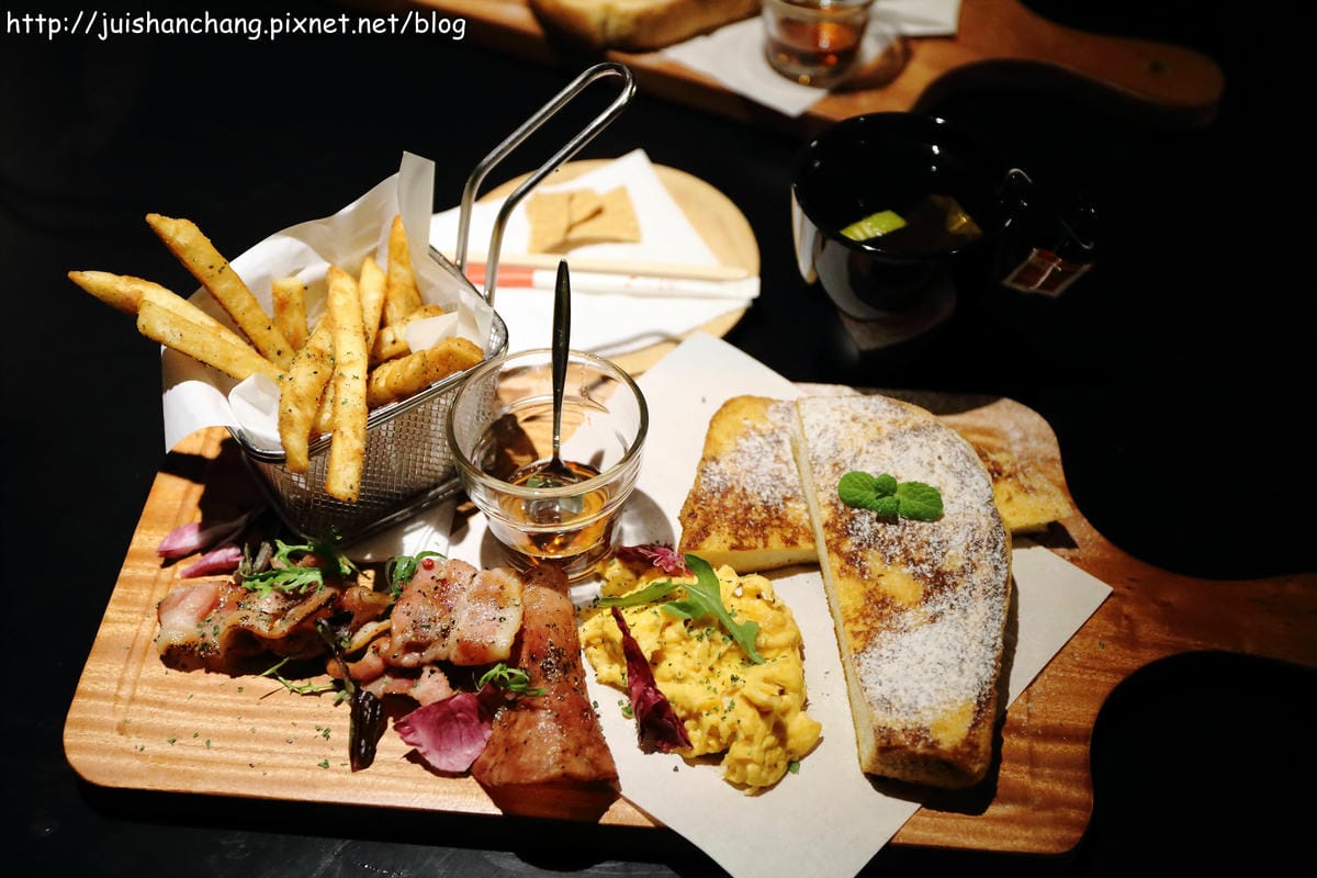 【食。三重】A-LI 阿理義式廚房～起司控的最愛！南韓人氣牽絲起司豬肋排，不用飛出國也能吃到！