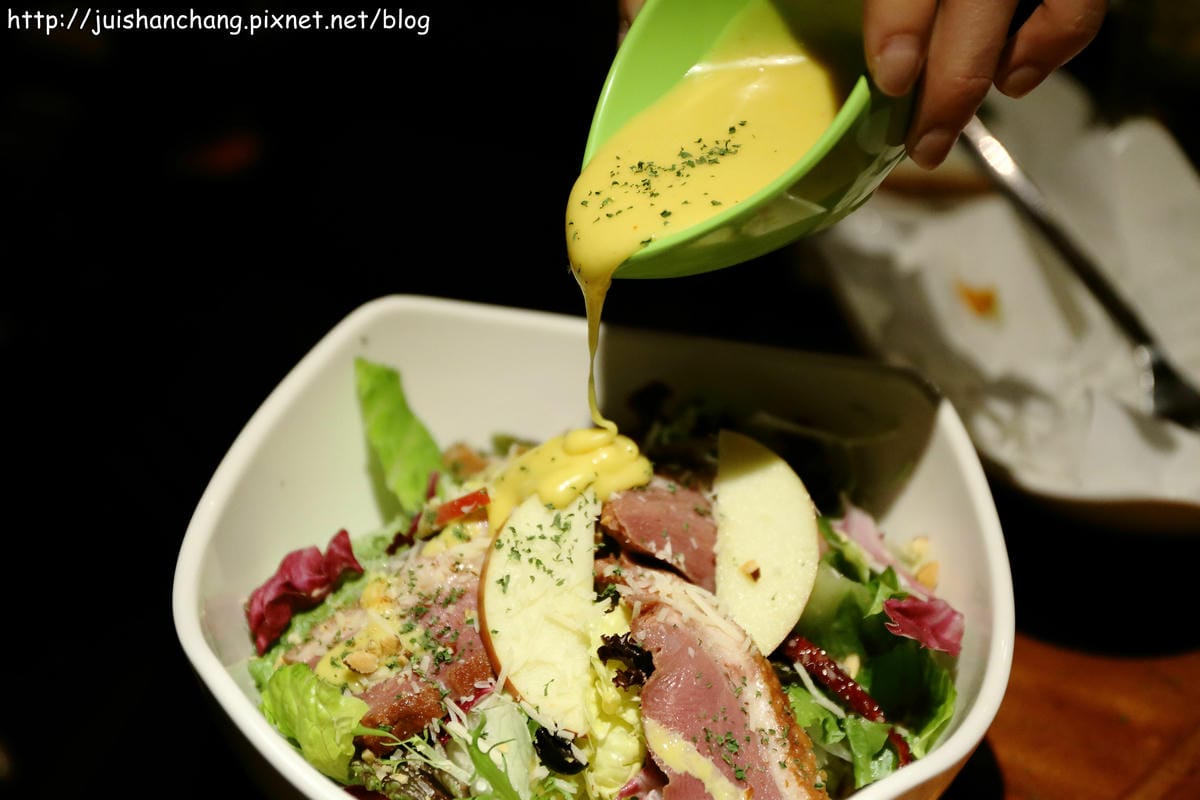 【食。三重】A-LI 阿理義式廚房～起司控的最愛！南韓人氣牽絲起司豬肋排，不用飛出國也能吃到！