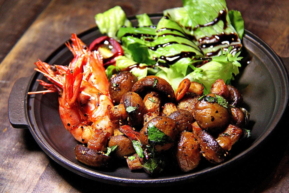 【食。台北】dé PLACE cafe & bistro～下班去哪兒？美食．餐酒．咖啡廳，東區餐酒館，小酌微醺好去處