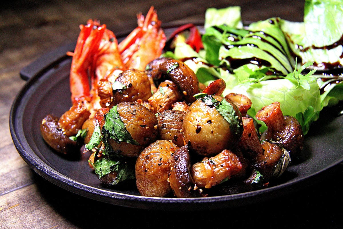 【食。台北】dé PLACE cafe & bistro～下班去哪兒？美食．餐酒．咖啡廳，東區餐酒館，小酌微醺好去處