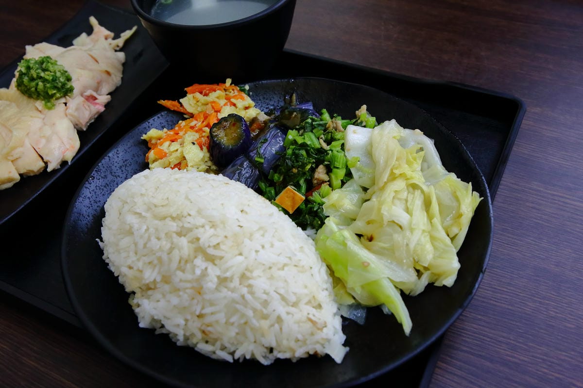 【食。永和】三鑫海南雞～發現東南亞風味平民美食！美味不用等，好吃的海南雞飯攏低家啦~(已歇業)