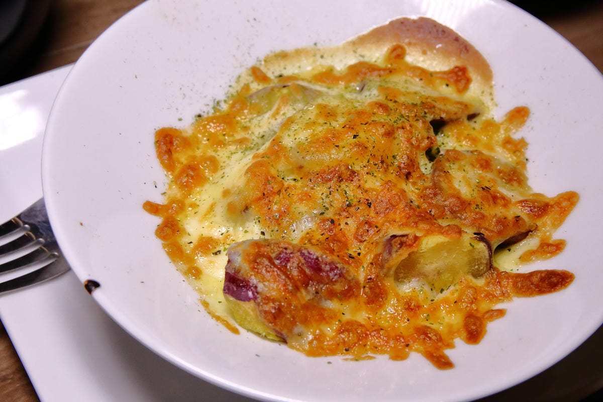 【食。台北】牧島燒肉專門店～台中知名排隊燒肉店。肉食控必吃！套餐無敵，專人桌邊服務烤肉也能很享受！（2017年全新菜單）