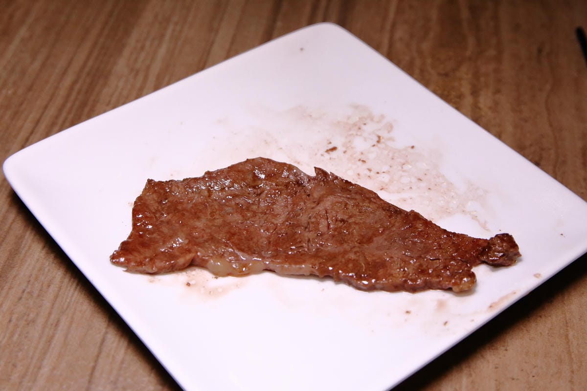 【食。台北】牧島燒肉專門店～台中知名排隊燒肉店。肉食控必吃！套餐無敵，專人桌邊服務烤肉也能很享受！（2017年全新菜單）