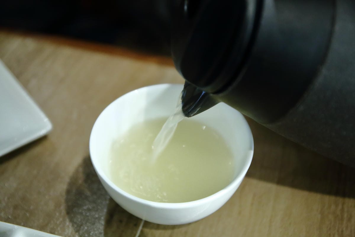 【食。台北】牧島燒肉專門店～台中知名排隊燒肉店。肉食控必吃！套餐無敵，專人桌邊服務烤肉也能很享受！（2017年全新菜單）