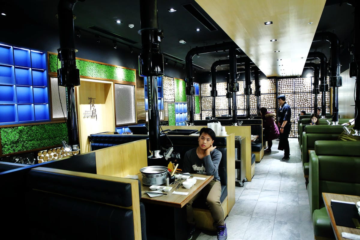 【食。台北】牧島燒肉專門店～台中知名排隊燒肉店。肉食控必吃！套餐無敵，專人桌邊服務烤肉也能很享受！（2017年全新菜單）