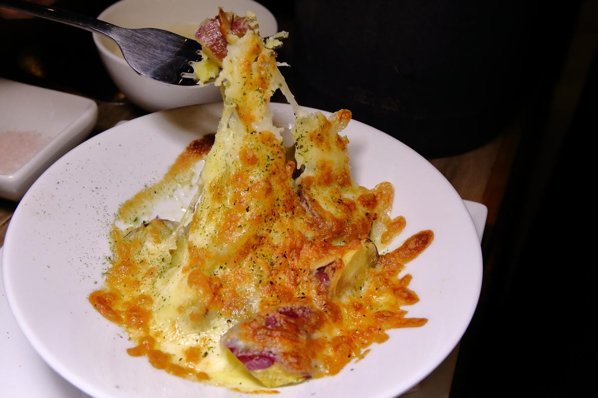 【食。台北】牧島燒肉專門店～台中知名排隊燒肉店。肉食控必吃！套餐無敵，專人桌邊服務烤肉也能很享受！（2017年全新菜單）