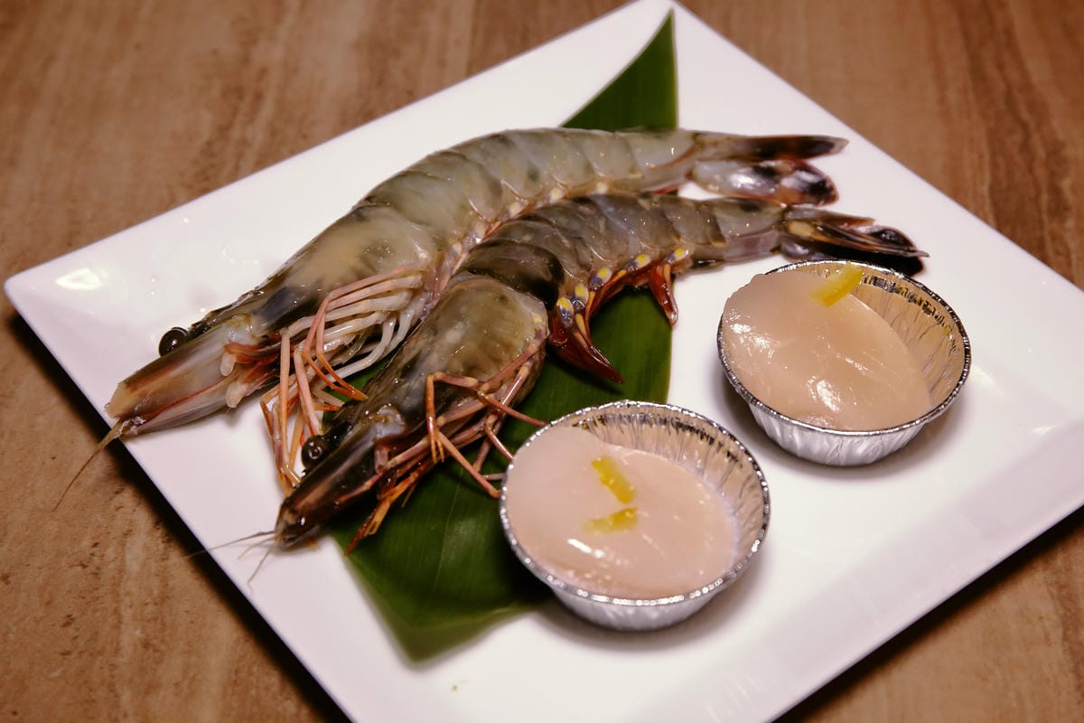 【食。台北】牧島燒肉專門店～台中知名排隊燒肉店。肉食控必吃！套餐無敵，專人桌邊服務烤肉也能很享受！（2017年全新菜單）