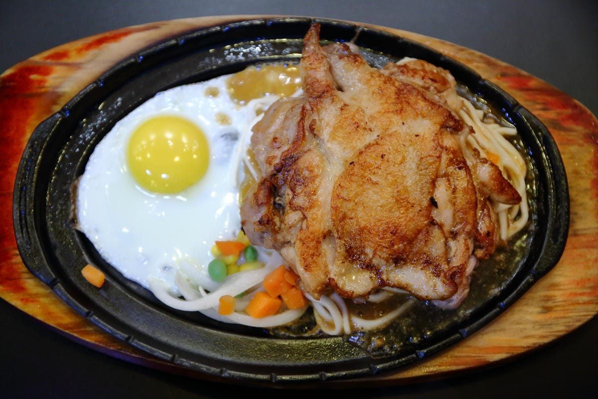 【食。蘆洲】大廟厚切牛排～近蘆洲廟口夜市，平價”大”份量美食，就是要讓你大口吃肉！（文末抽獎，美味牛排加碼jo malone 英國梨香水）　