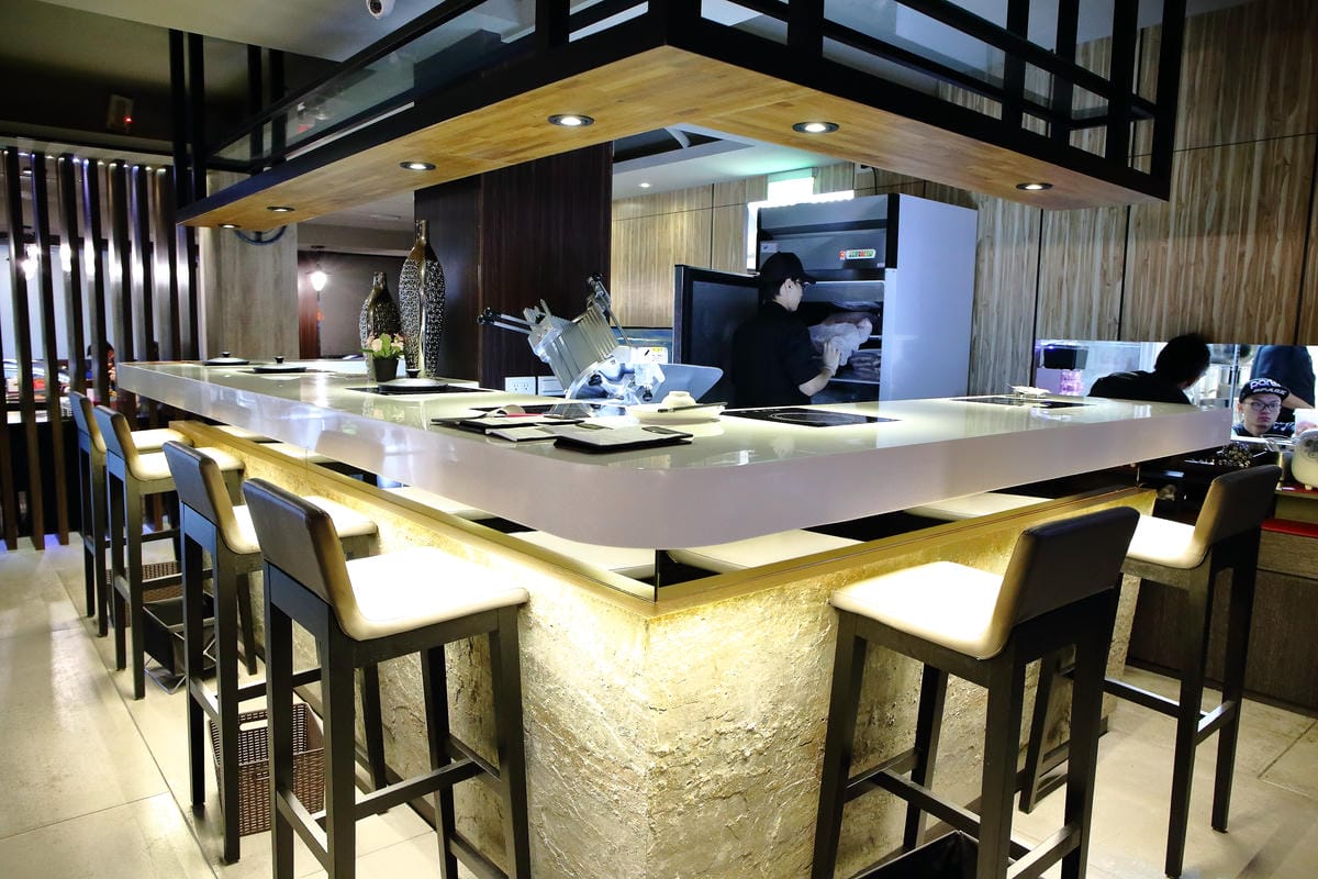 【食。台北】肉多多火鍋-肉品專賣店～就是狂！巨無霸肉盤！沒吃到真的會遺憾！