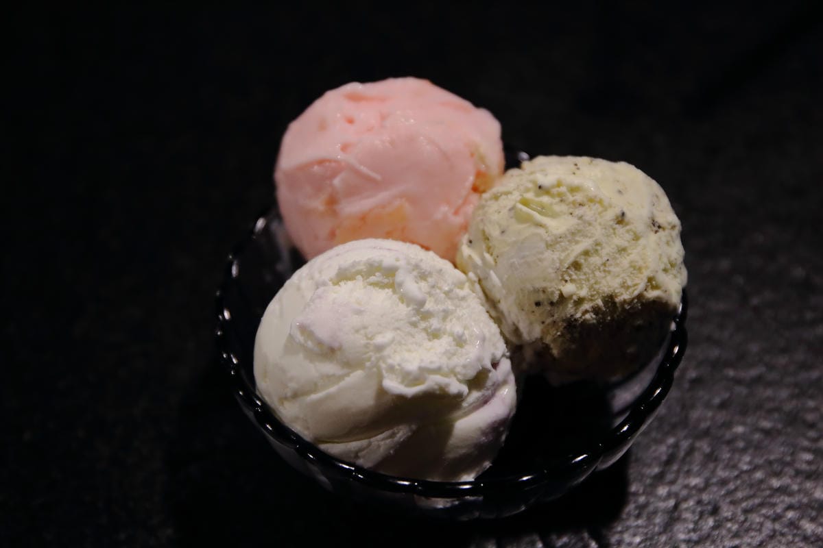 【食。台北】肉多多火鍋-肉品專賣店～就是狂！巨無霸肉盤！沒吃到真的會遺憾！