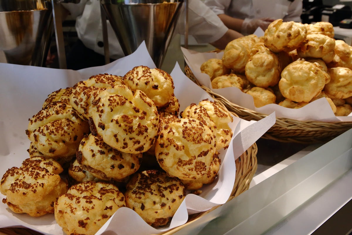 【食。台北】BEARD PAPA’S日式泡芙工房超人氣秒殺泡芙,讓人無法抗拒的好吃甜點兒,咬下去就爆漿!