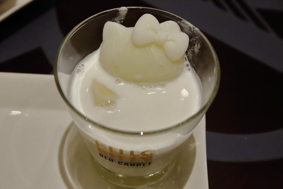 【食。林口】Hello Kitty Red Carpet美式餐廳～全台首間！好萊塢新話題Hello Kitty搖滾登場，百變造型，另類Kitty瘋潮即將席捲全台（1/28試營運搶先看，文末贈獨家KITTY禮物）　