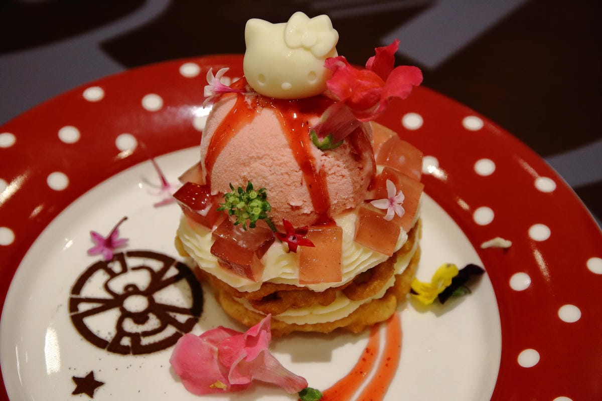 【食。林口】Hello Kitty Red Carpet美式餐廳～全台首間！好萊塢新話題Hello Kitty搖滾登場，百變造型，另類Kitty瘋潮即將席捲全台（1/28試營運搶先看，文末贈獨家KITTY禮物）　