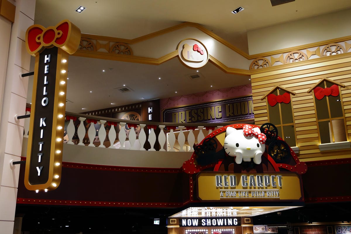 【食。林口】Hello Kitty Red Carpet美式餐廳～全台首間！好萊塢新話題Hello Kitty搖滾登場，百變造型，另類Kitty瘋潮即將席捲全台（1/28試營運搶先看，文末贈獨家KITTY禮物）　
