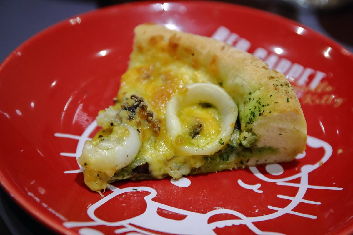 【食。林口】Hello Kitty Red Carpet美式餐廳～全台首間！好萊塢新話題Hello Kitty搖滾登場，百變造型，另類Kitty瘋潮即將席捲全台（1/28試營運搶先看，文末贈獨家KITTY禮物）　