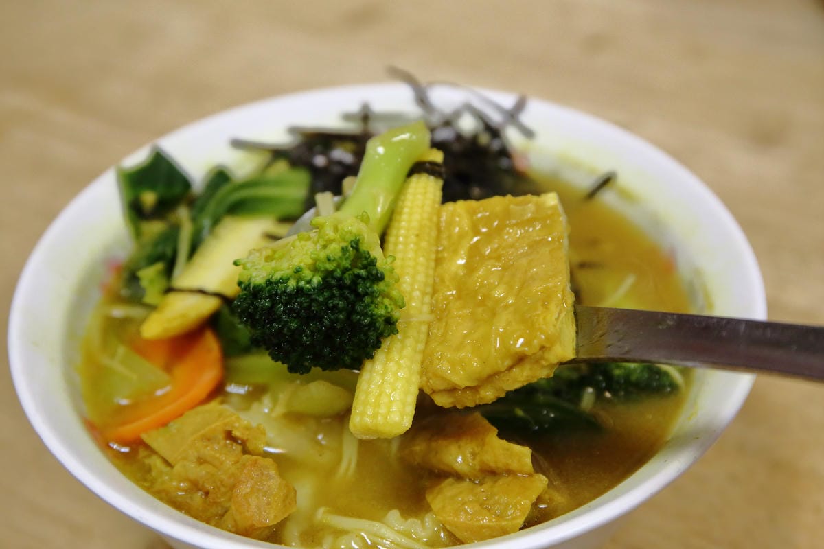 【食。永和】十味健康素食～永和素食。原來吃素這麼潮！不油爽口少負擔，顛覆您對素食的傳統印象！