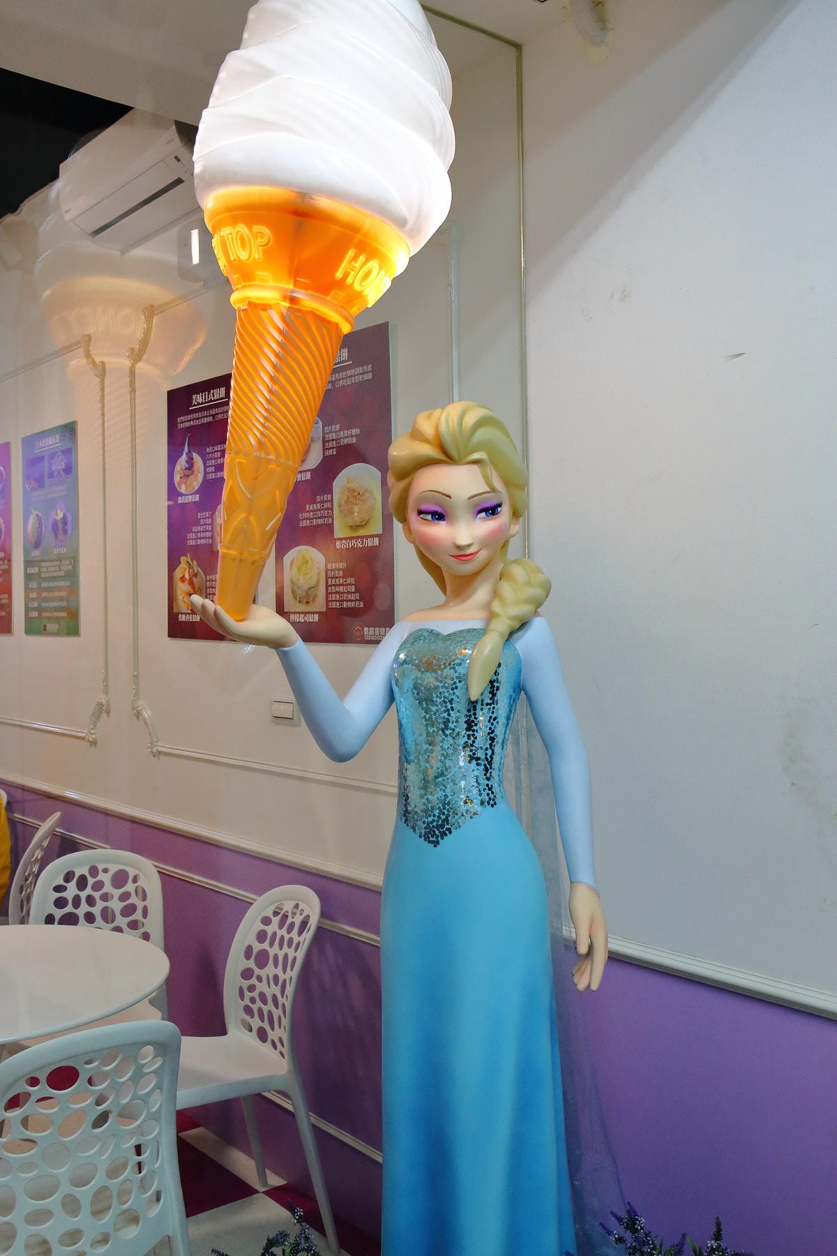 【食。板橋】微淇甜蜜屋～最愛的草莓季！IG爆紅打卡人氣甜點店，少男少女也瘋狂冬季限定草莓塔！