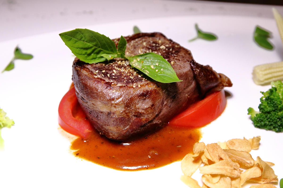 【食。台北】宮都拉義式主題餐廳～浪漫的異國美食，彷彿置身於水都威尼斯，品嚐著道地義大利料理。打造時尚的用餐環境，適合生日/求婚Party/公司尾牙/家庭聚餐/包場