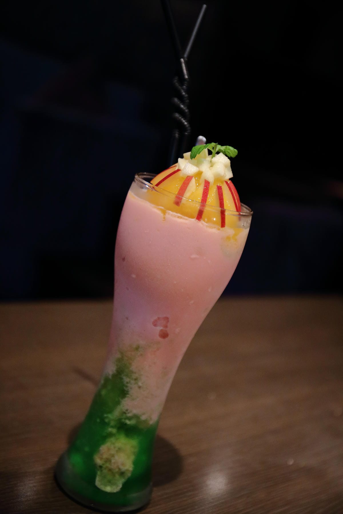 【食。台北】宮都拉義式主題餐廳～浪漫的異國美食，彷彿置身於水都威尼斯，品嚐著道地義大利料理。打造時尚的用餐環境，適合生日/求婚Party/公司尾牙/家庭聚餐/包場