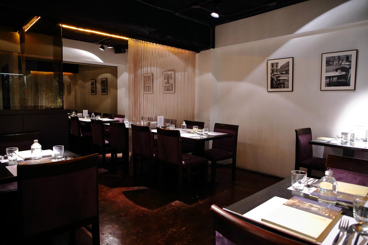 【食。台北】宮都拉義式主題餐廳～浪漫的異國美食，彷彿置身於水都威尼斯，品嚐著道地義大利料理。打造時尚的用餐環境，適合生日/求婚Party/公司尾牙/家庭聚餐/包場