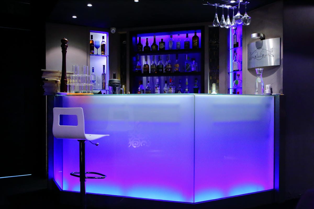 【食。台北】宮都拉義式主題餐廳～浪漫的異國美食，彷彿置身於水都威尼斯，品嚐著道地義大利料理。打造時尚的用餐環境，適合生日/求婚Party/公司尾牙/家庭聚餐/包場