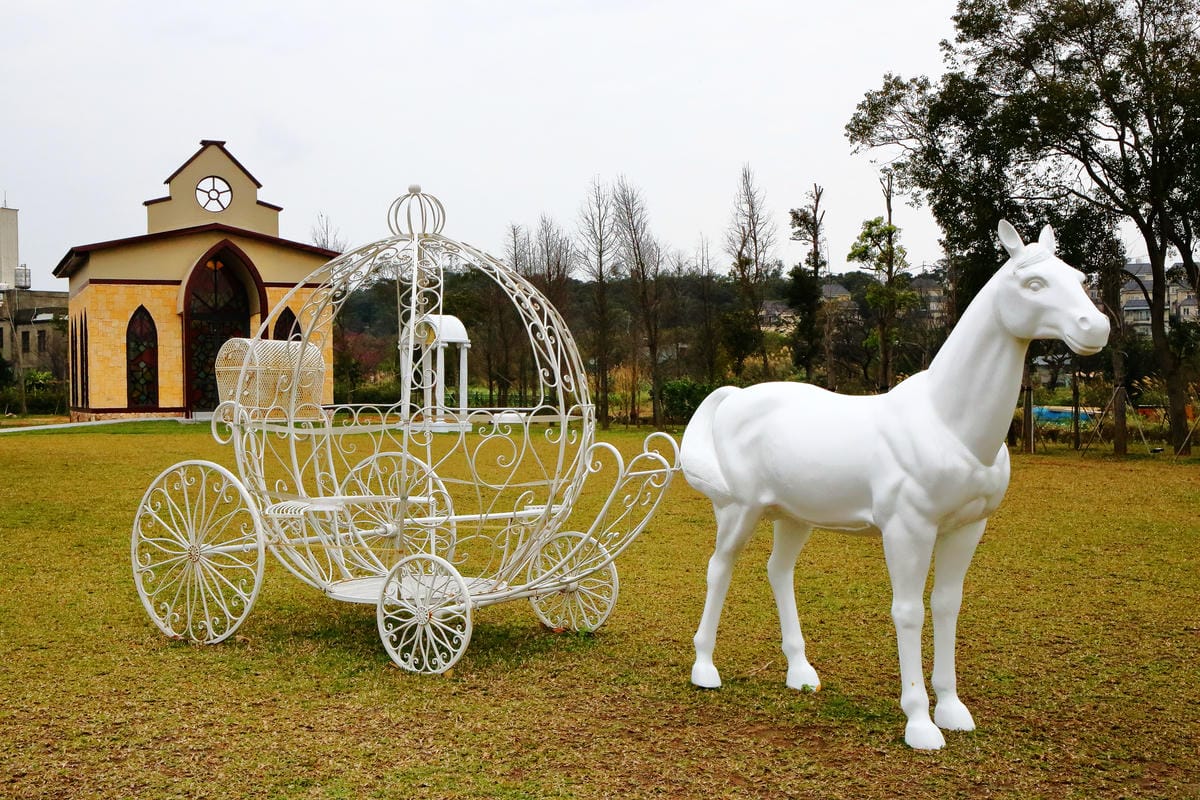 【食。平鎮】HoneyWood Cafe～IG新熱門打卡景點出爐！非拍不可！夢幻玫瑰花牆讓你拍個夠！