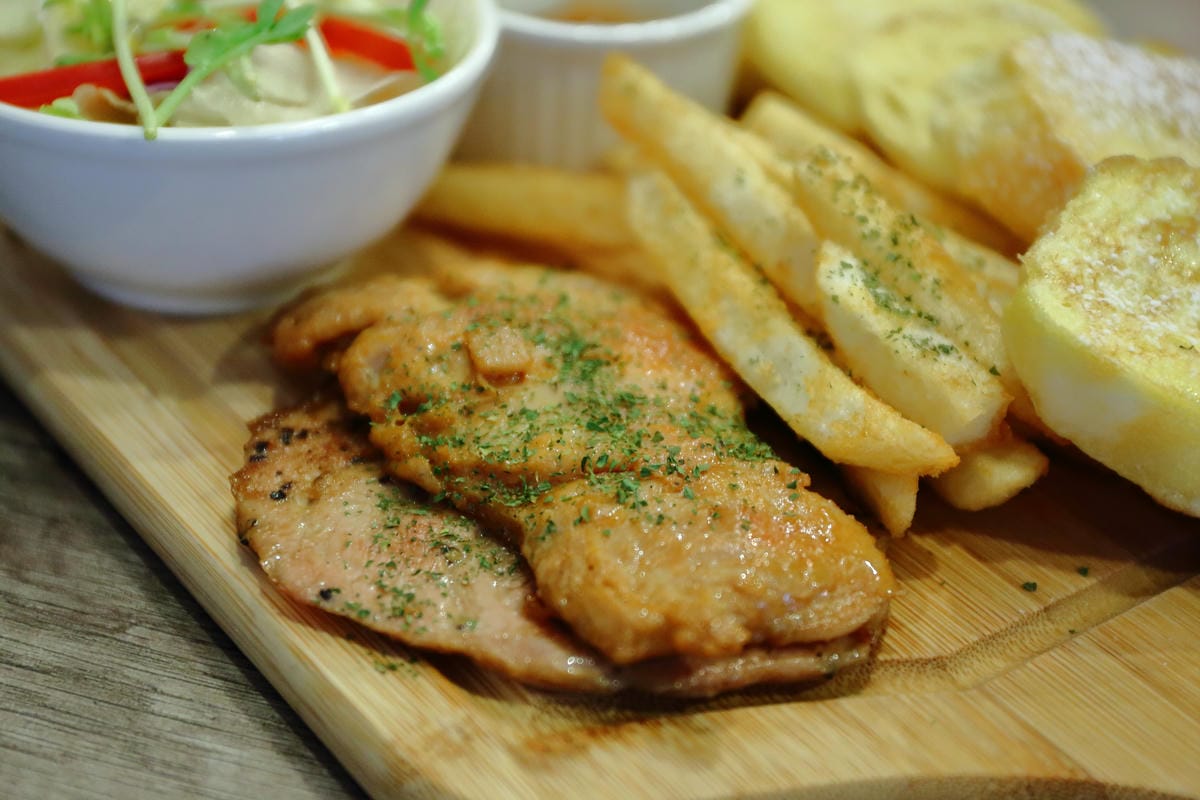 【食。土城】Coffee Plus 咖啡家～餐點多樣全天供應早午餐，份量豪邁高CP值，就是要讓你吃飽飽飽…