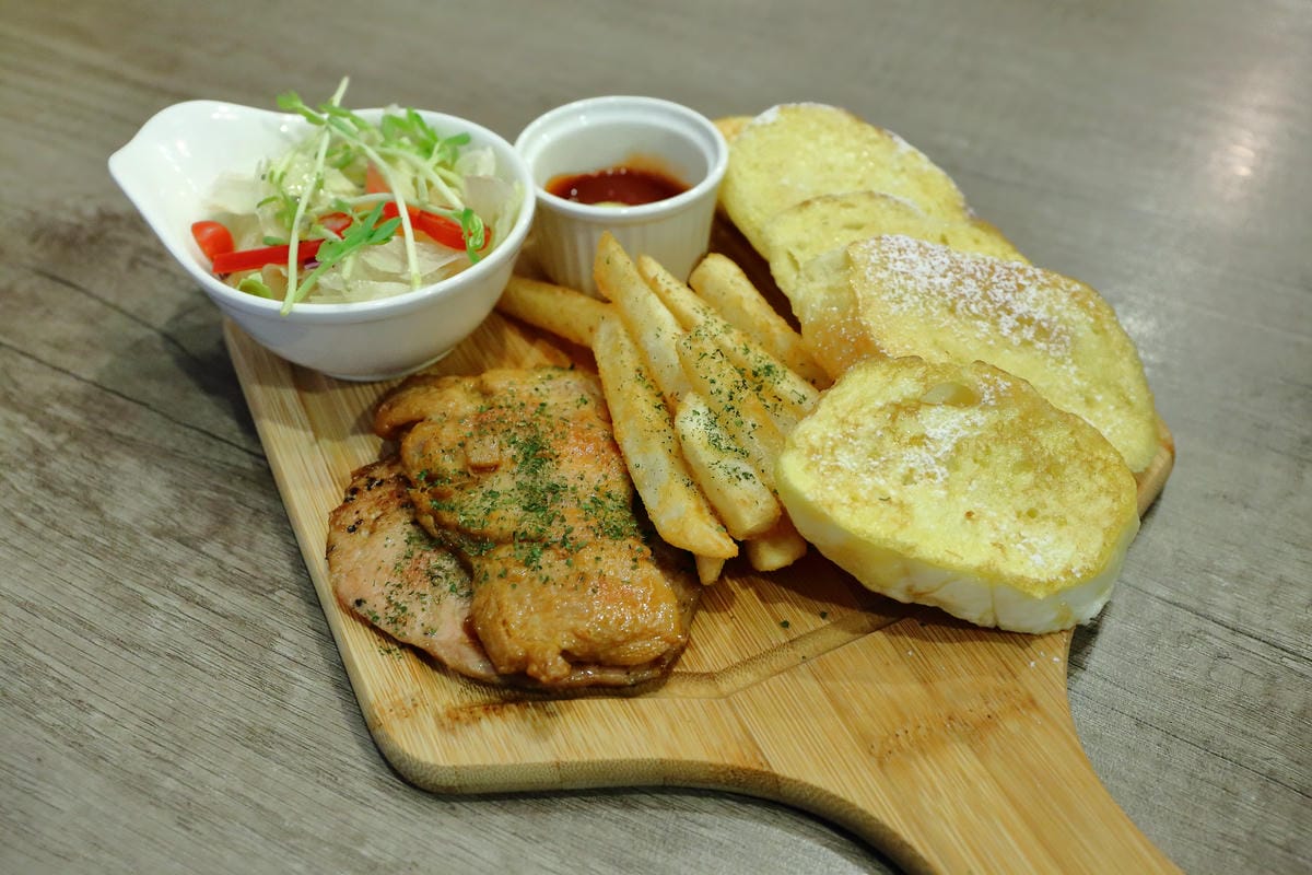 【食。土城】Coffee Plus 咖啡家～餐點多樣全天供應早午餐，份量豪邁高CP值，就是要讓你吃飽飽飽…