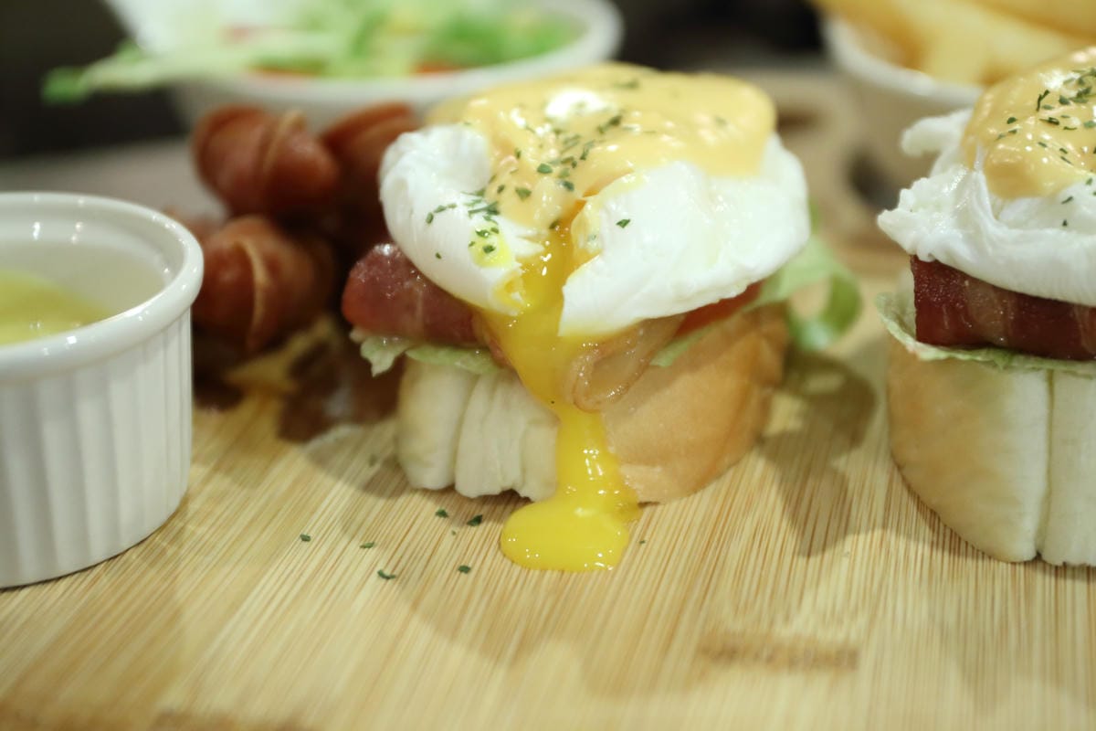 【食。土城】Coffee Plus 咖啡家～餐點多樣全天供應早午餐，份量豪邁高CP值，就是要讓你吃飽飽飽…