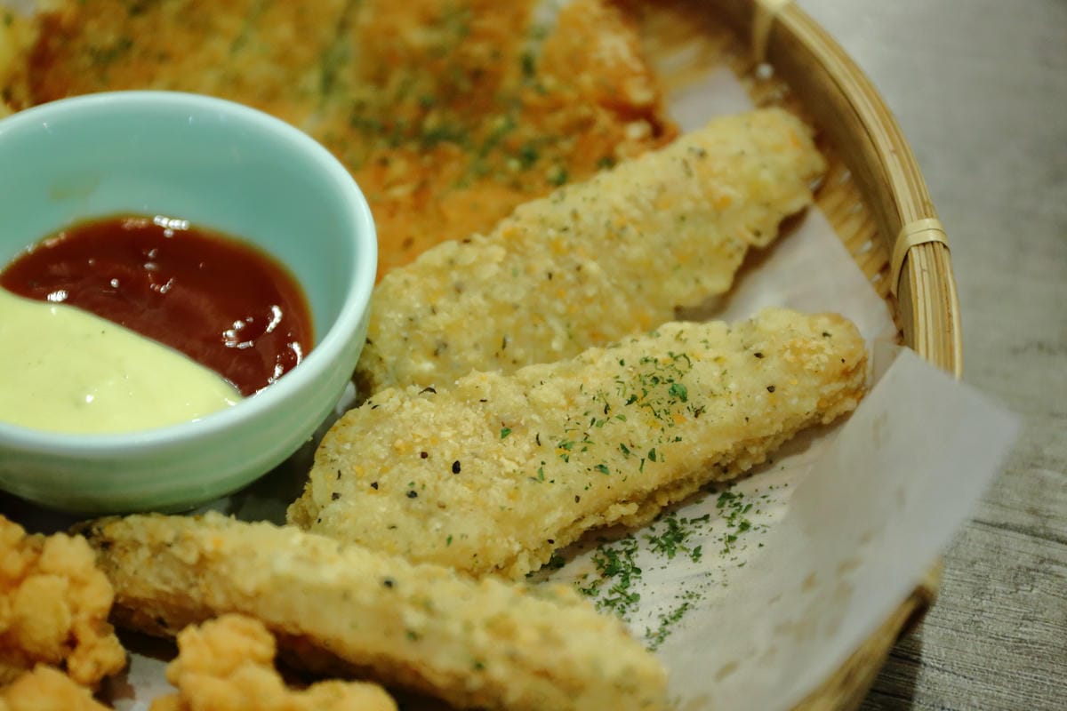 【食。土城】Coffee Plus 咖啡家～餐點多樣全天供應早午餐，份量豪邁高CP值，就是要讓你吃飽飽飽…