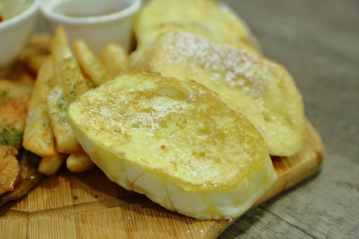 【食。土城】Coffee Plus 咖啡家～餐點多樣全天供應早午餐，份量豪邁高CP值，就是要讓你吃飽飽飽…