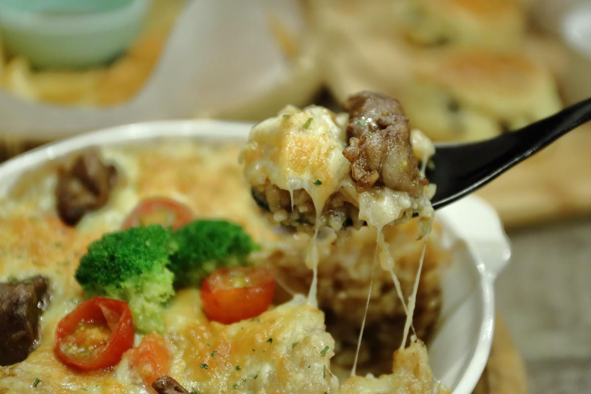 【食。土城】Coffee Plus 咖啡家～餐點多樣全天供應早午餐，份量豪邁高CP值，就是要讓你吃飽飽飽…