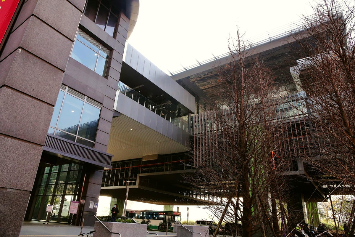 【機場捷運懶人包】桃捷試乘體驗，各站好吃好玩，這是一篇能讓你一次玩透透的實用貼！（附各站詳細介紹）