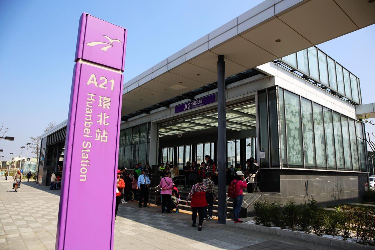 【機場捷運懶人包】桃捷試乘體驗，各站好吃好玩，這是一篇能讓你一次玩透透的實用貼！（附各站詳細介紹）