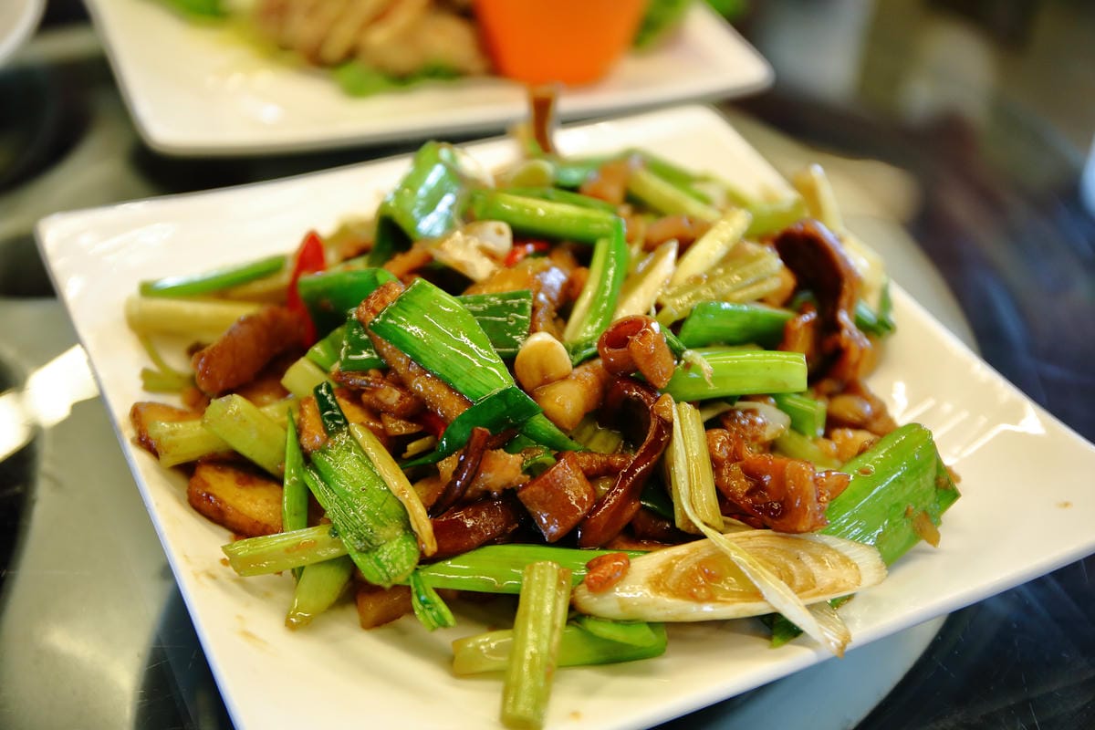 【食。大園】9號倉庫～桃捷沿線美食。保時捷主題餐廳，根本所有男人們的夢想！(已歇業)