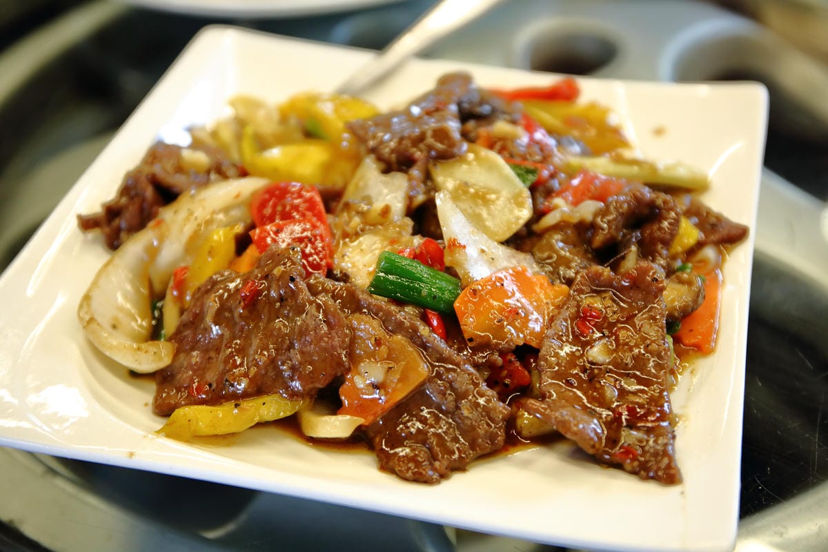 【食。大園】9號倉庫～桃捷沿線美食。保時捷主題餐廳，根本所有男人們的夢想！(已歇業)