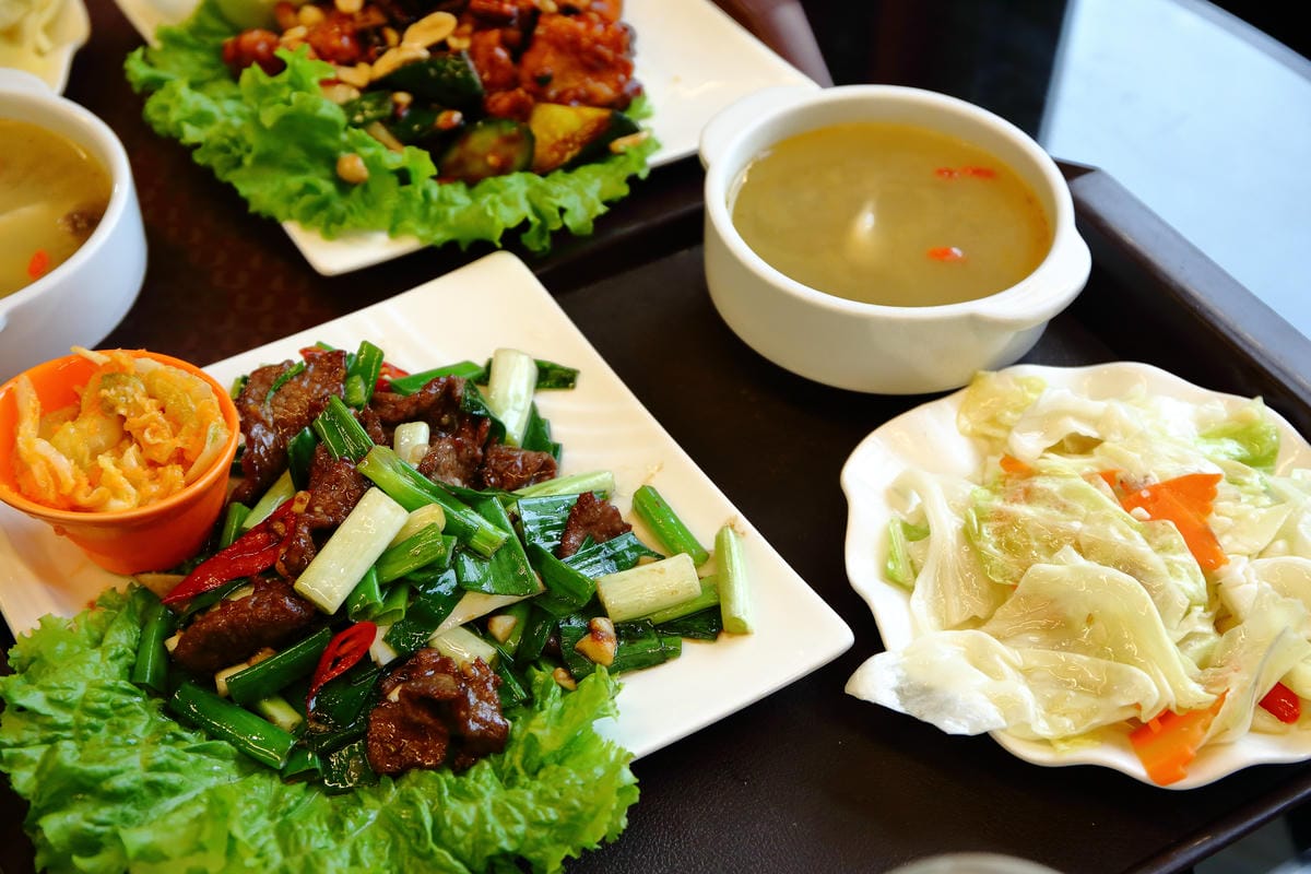 【食。大園】9號倉庫～桃捷沿線美食。保時捷主題餐廳，根本所有男人們的夢想！(已歇業)