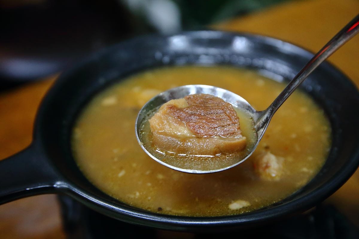 【食。板橋】羔羊小鍋～一碗小羊肉，香純的濃郁紅燒羊肉湯，真的很「不一羊」(已歇業)