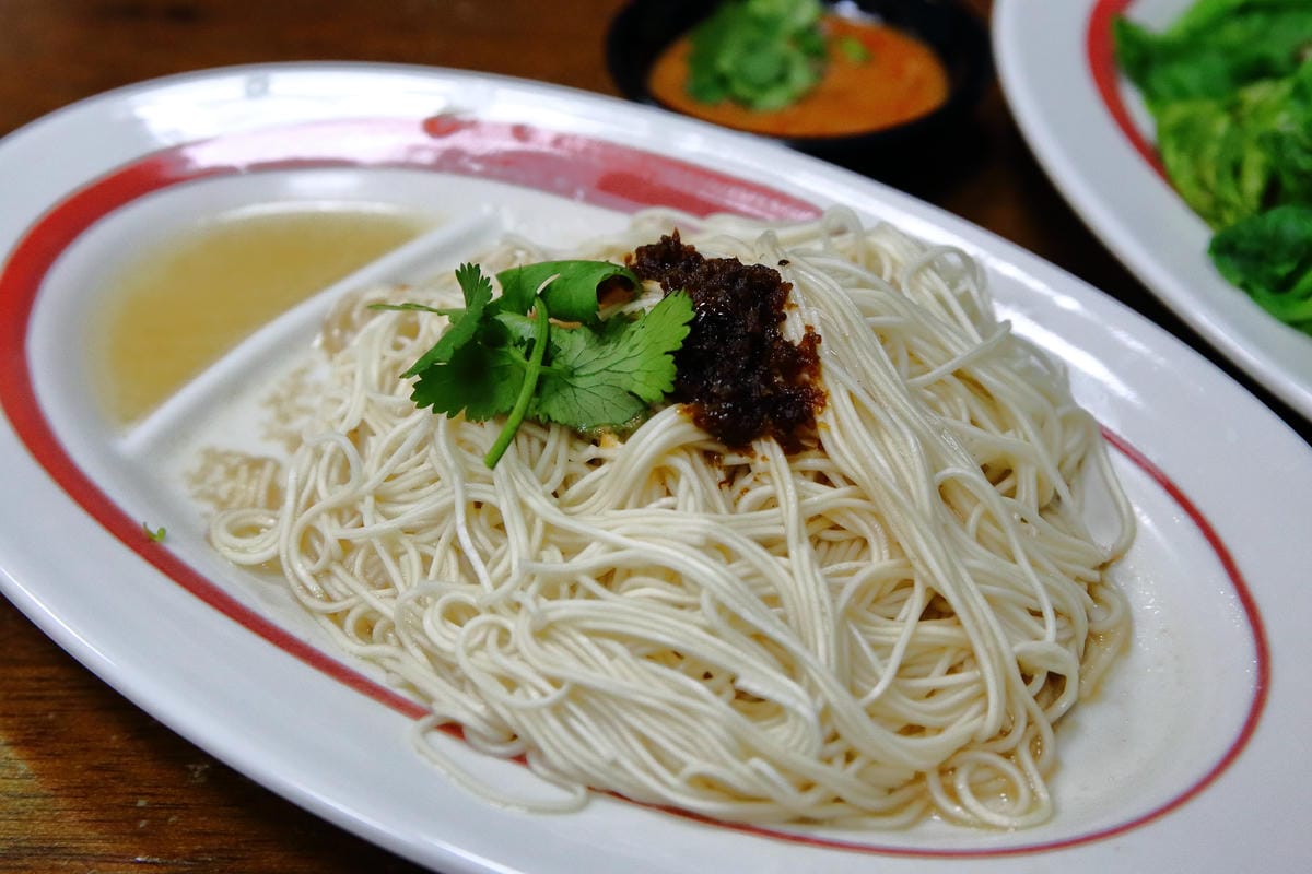 【食。板橋】羔羊小鍋～一碗小羊肉，香純的濃郁紅燒羊肉湯，真的很「不一羊」(已歇業)