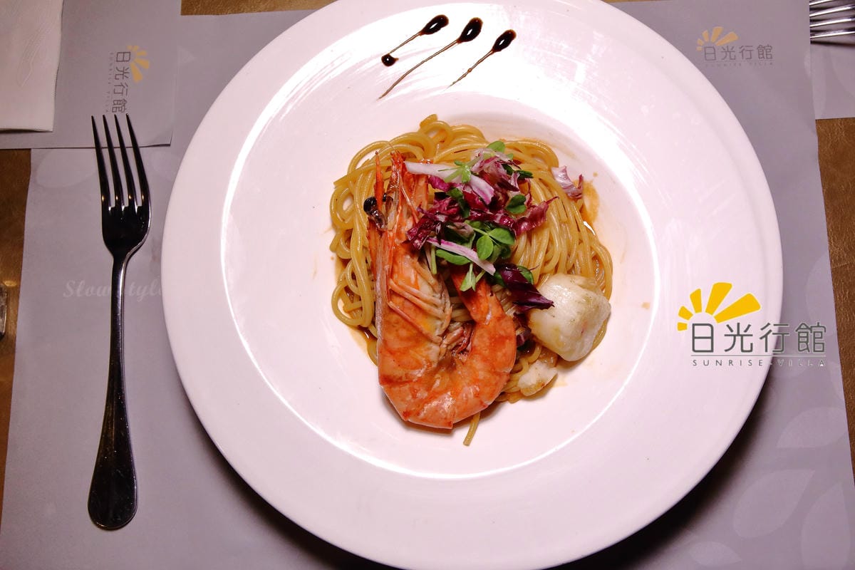 【食宿。淡水】日光行館～淡水景觀餐廳/下午茶、排餐/親子餐廳。讓人置身世外桃源的山林美景！(已歇業)