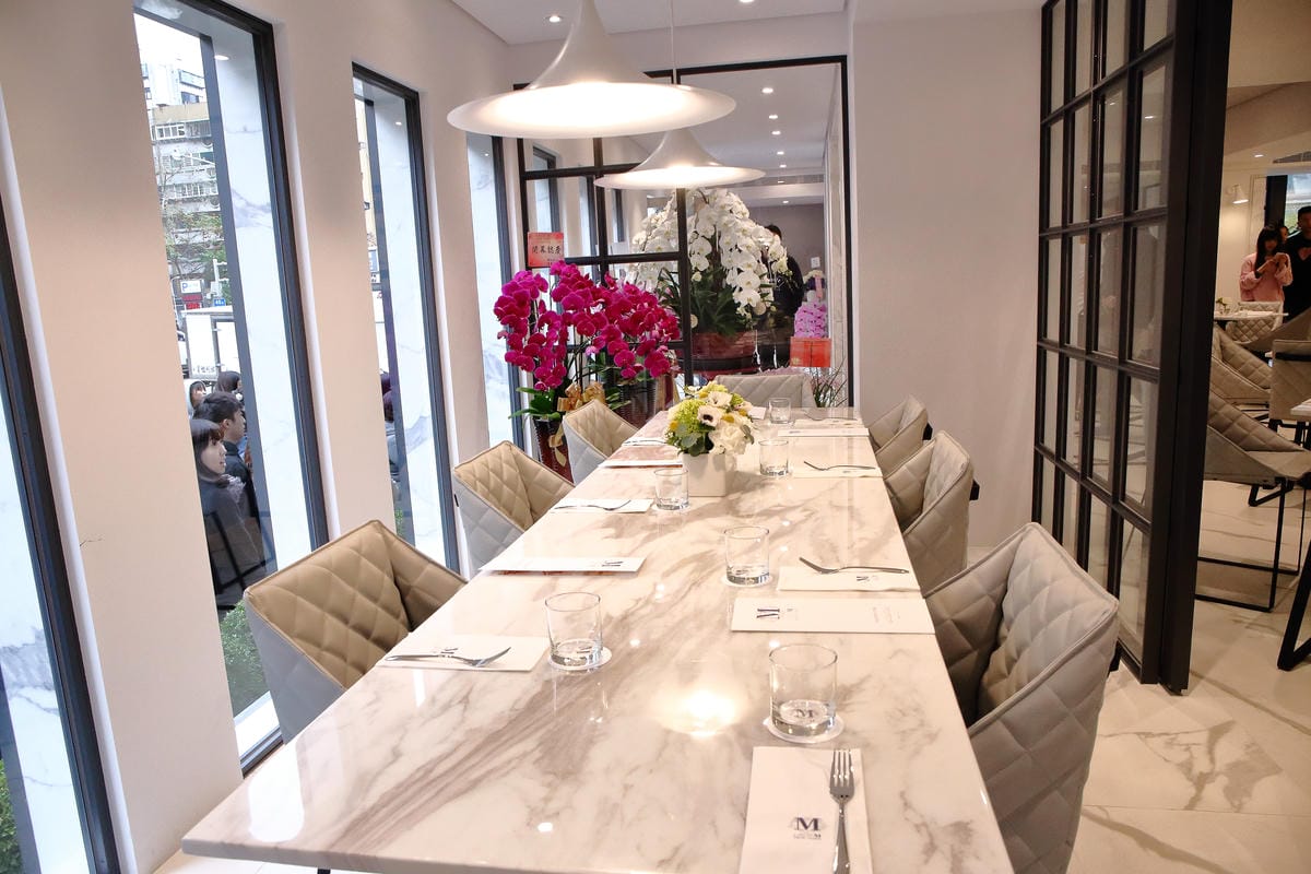 【食。台北】紐約甜點名店LADY M台灣旗艦店新開幕，唯美貴婦風，搶先看！