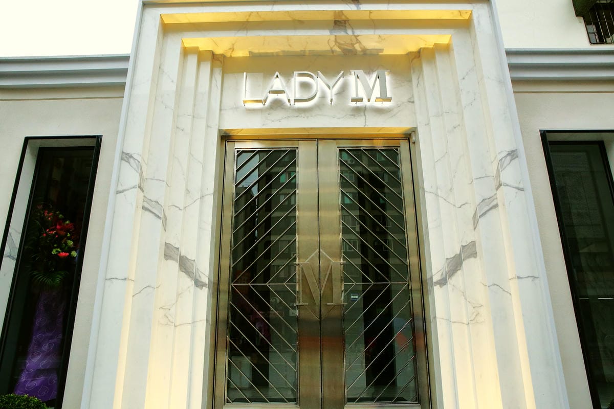 【食。台北】紐約甜點名店LADY M台灣旗艦店新開幕，唯美貴婦風，搶先看！